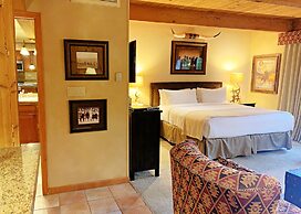 Aspen Square Condominium Hotel