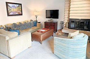 Aspen Square Condominium Hotel