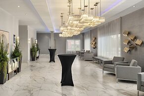 Hampton Inn & Suites by Hilton Montreal-Dorval