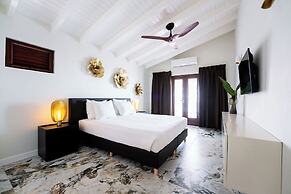 Papagayo Beach Resort