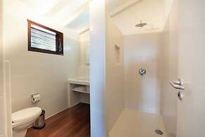 Papagayo Beach Resort