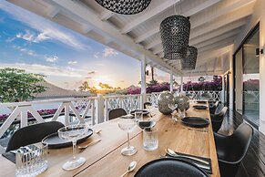 Papagayo Beach Resort