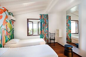 Papagayo Beach Resort