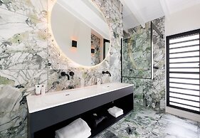 Papagayo Beach Resort