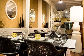 Papagayo Beach Resort