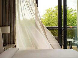 Jumeirah Carlton Tower London