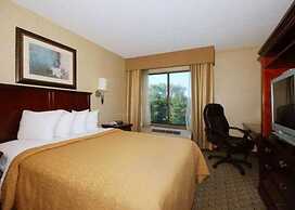 Quality Inn & Suites Bensalem