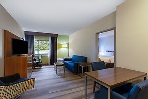 Holiday Inn Express Hotel & Suites Philadelphia – King of Prussia by I