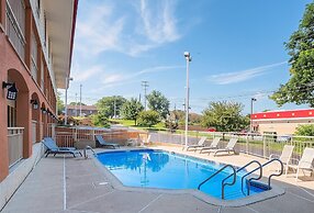 Red Roof Inn Lancaster