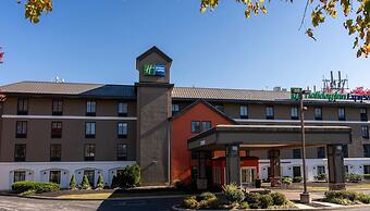 Holiday Inn Express Frazer - Malvern by IHG