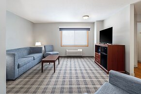 AmericInn by Wyndham Valley City - Conference Center