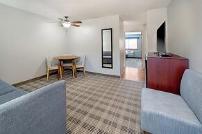 AmericInn by Wyndham Valley City - Conference Center