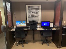 Comfort Suites Newark - Harrison