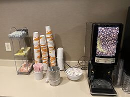 Comfort Suites Newark - Harrison