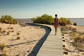 Carmelo Resort & Spa