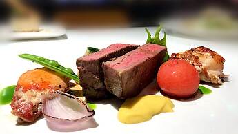 Crowne Plaza Zhuhai City Center by IHG