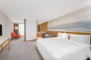 Crowne Plaza Zhuhai City Center by IHG
