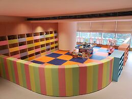 Crowne Plaza Zhuhai City Center by IHG