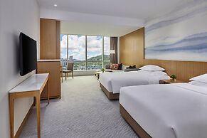 Crowne Plaza Zhuhai City Center by IHG