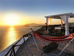 Artemis Suites