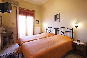 Mpalkoni Sti Monemvasia