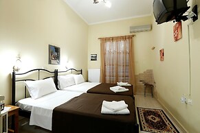 Mpalkoni Sti Monemvasia