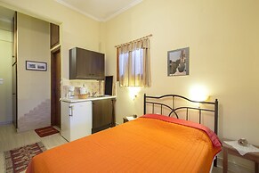 Mpalkoni Sti Monemvasia