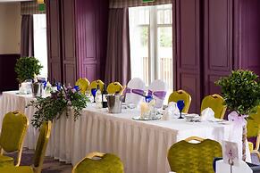 Leonardo Boutique Huntingtower Perth