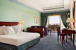 Hilton Pyramids Golf