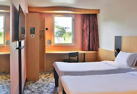 B&B HOTEL Les Sables-d'Olonne Centre Gare