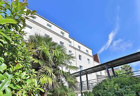 B&B HOTEL Les Sables-d'Olonne Centre Gare