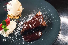 Great National South Court Hotel