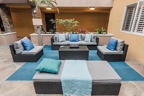 Best Western Plus Manhattan Beach Hotel