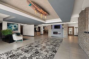 Best Western Plus Manhattan Beach Hotel