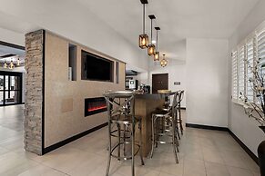 Best Western Plus Manhattan Beach Hotel