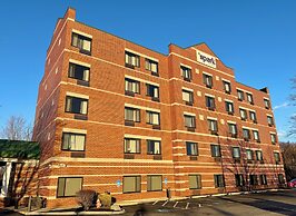 Spark by Hilton Woburn Boston