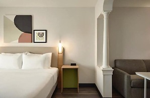 Spark by Hilton Woburn Boston