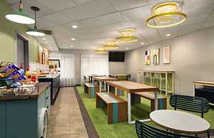 Spark by Hilton Woburn Boston