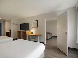 Spark by Hilton Woburn Boston