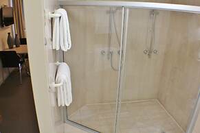 Mantra Pavilion Hotel Wagga Wagga