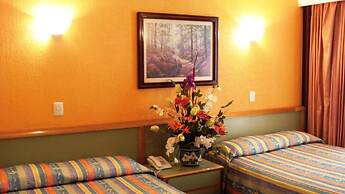 Segovia Regency Hotel