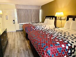 Super 8 by Wyndham Albuquerque Downtown