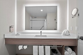 Holiday Inn Express West Point by IHG