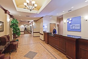 Holiday Inn Express And Suites by IHG