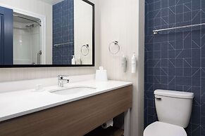 Spark by Hilton Guelph