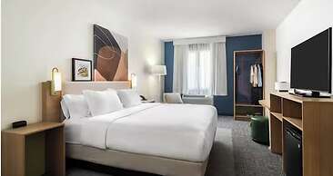 Spark by Hilton Guelph