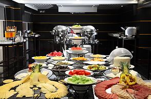 Ramada by Wyndham Qurum Beach