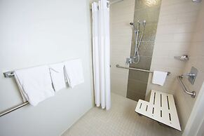 DoubleTree by Hilton Hotel Savannah Historic District