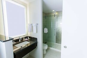 DoubleTree by Hilton Hotel Savannah Historic District