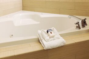 DoubleTree by Hilton Hotel Savannah Historic District